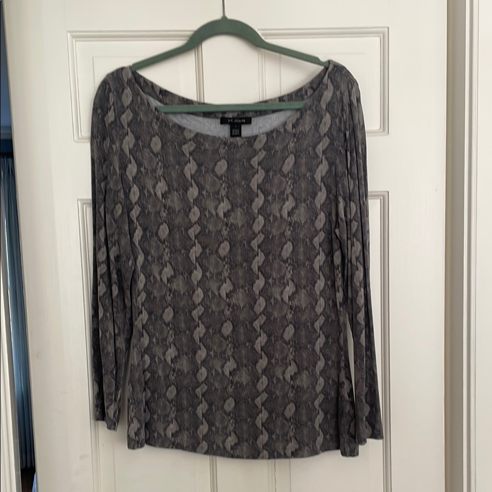 St. John Gray Long Sleeve T-shirt Blouse